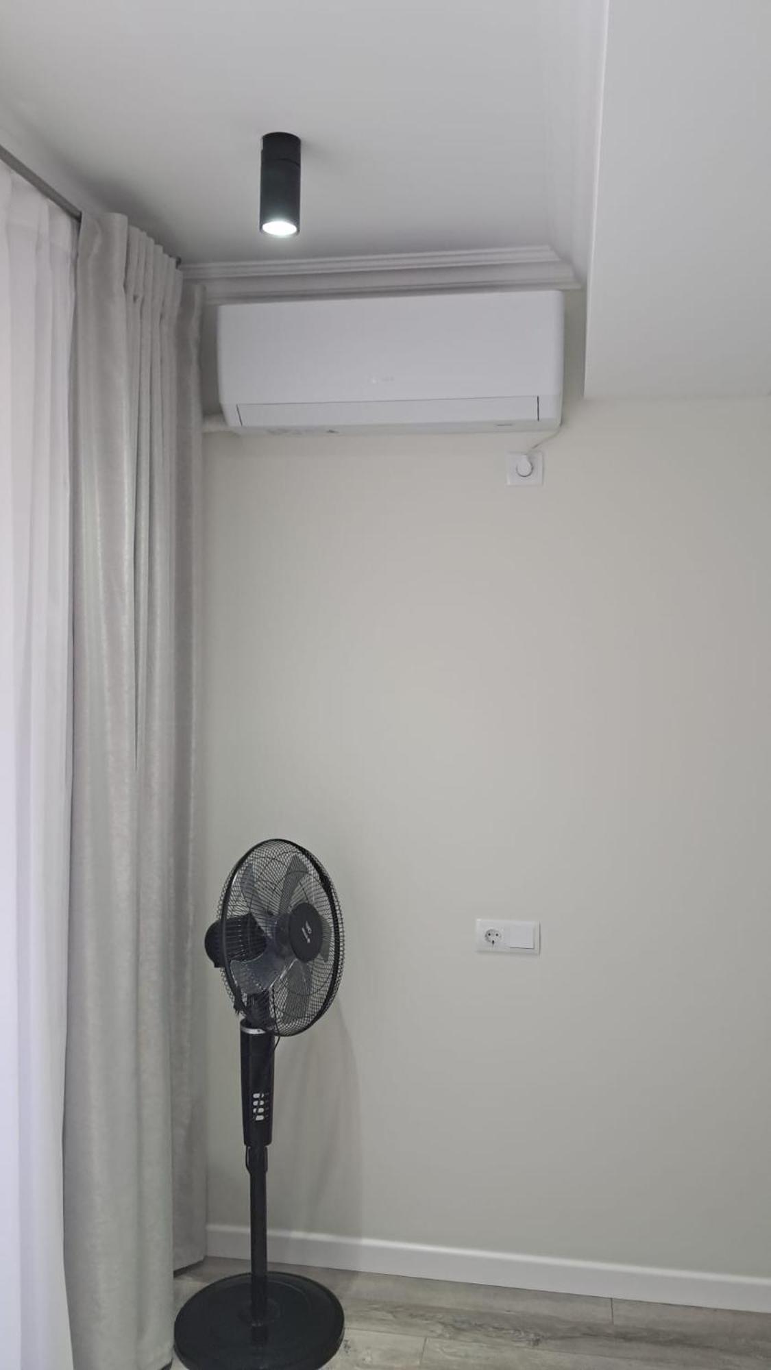 Аэропорт Апартаменты 24&24 Chişinău Exterior foto