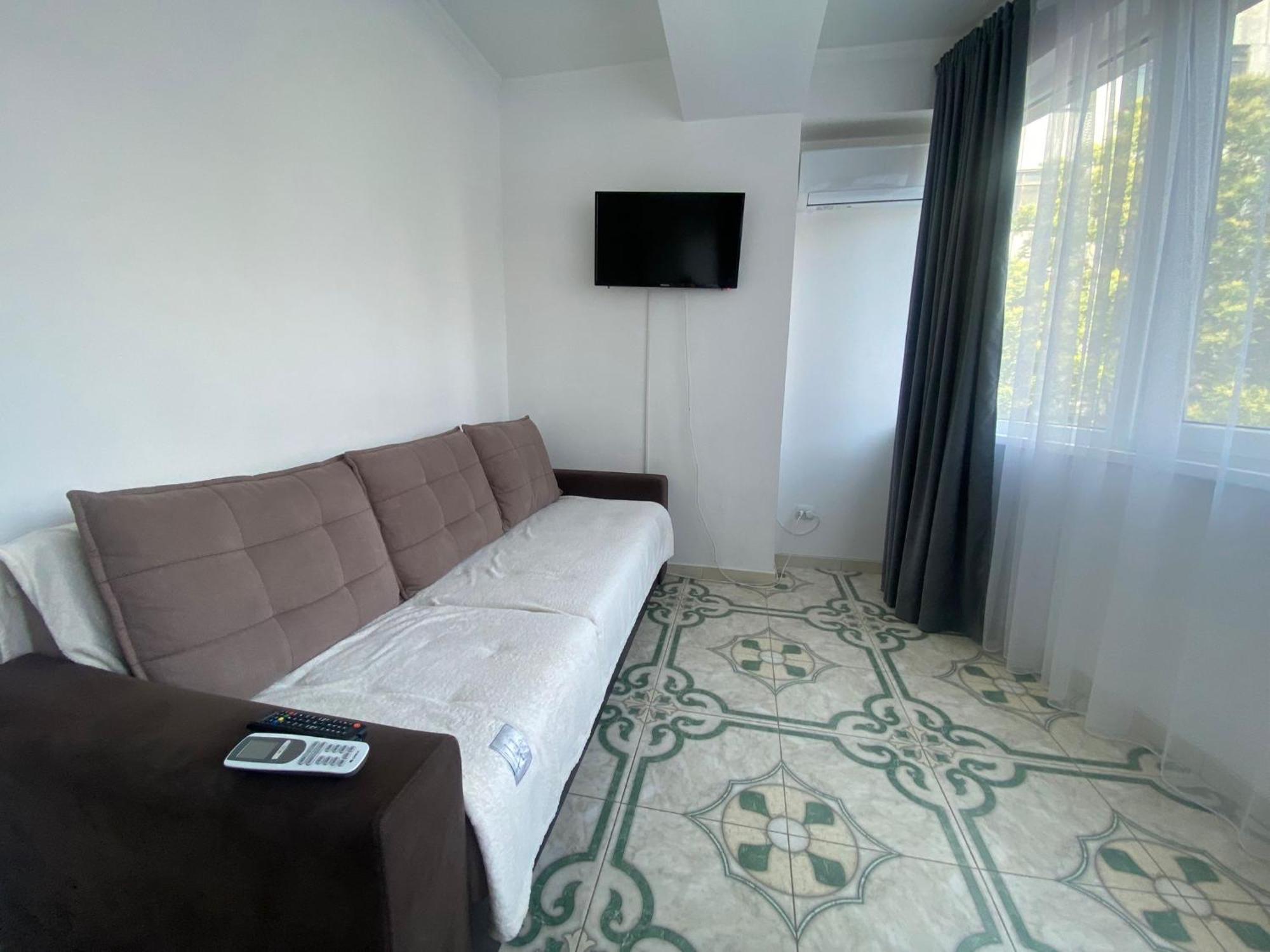 Аэропорт Апартаменты 24&24 Chişinău Exterior foto
